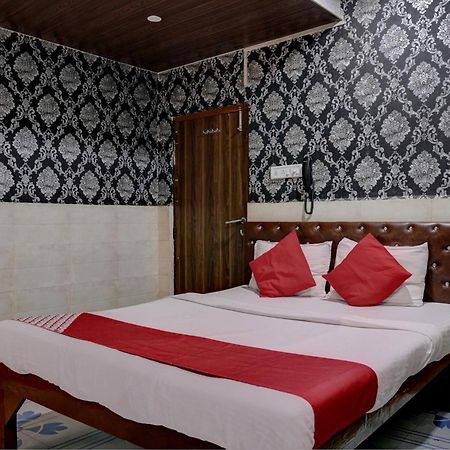 Hotel O Sapna Residency Mumbai Exterior photo