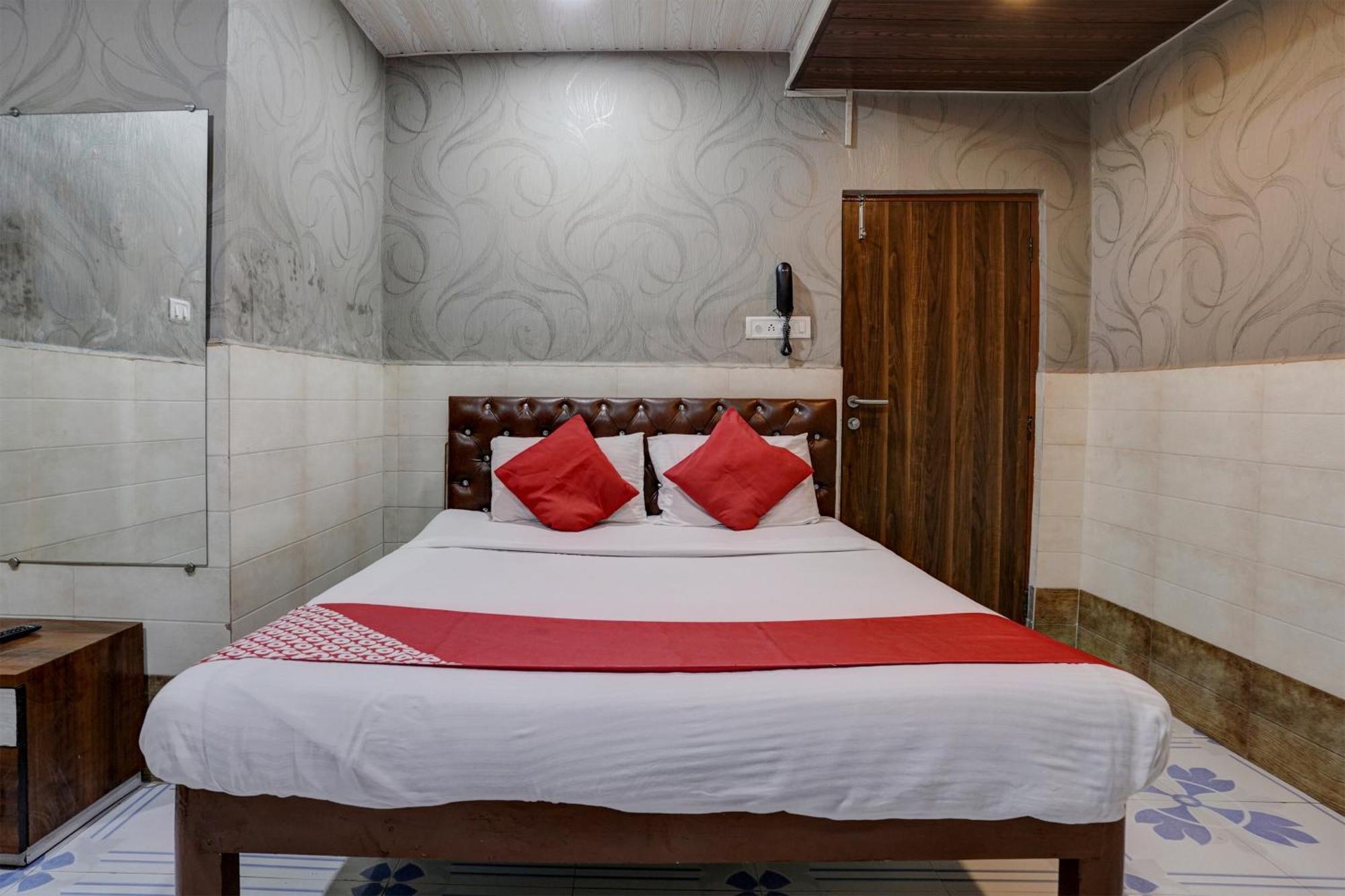 Hotel O Sapna Residency Mumbai Exterior photo