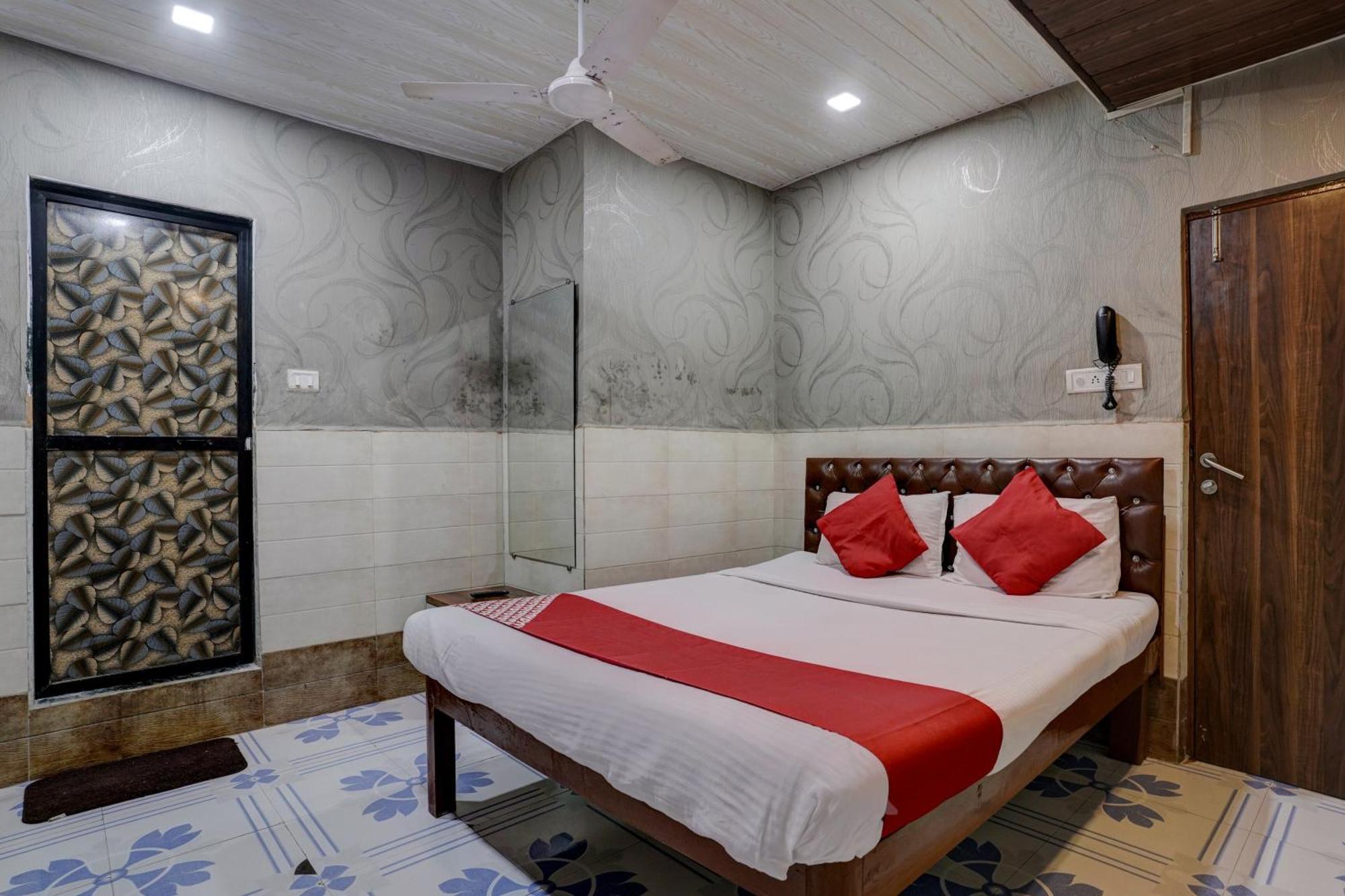 Hotel O Sapna Residency Mumbai Exterior photo